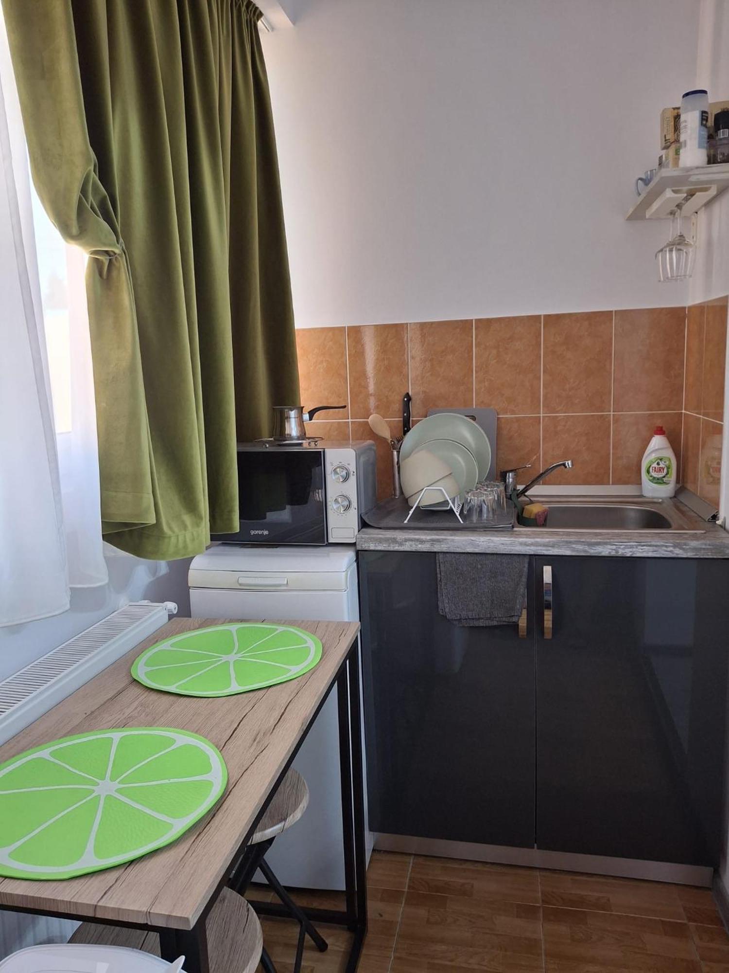 Anna Home Ramnicu Valcea Exterior photo